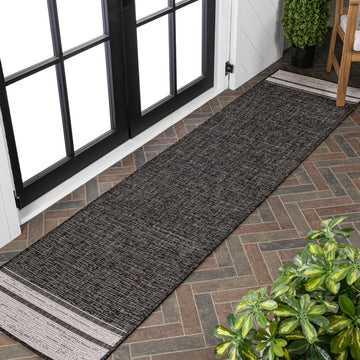 Alda Modern Minimalist Mingled Solid Indoor/Outdoor Area Rug